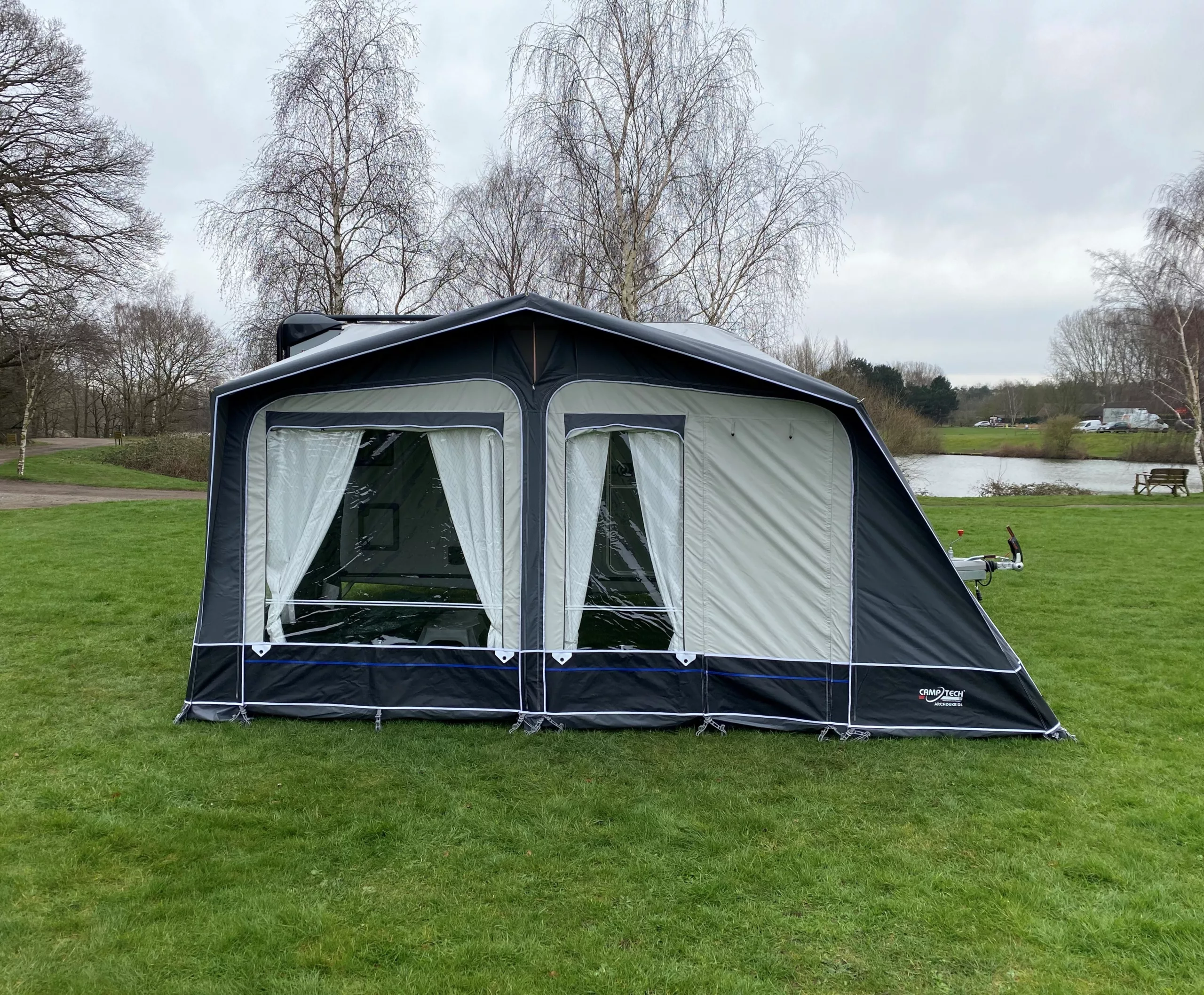 Camptech – Knaus Sport & Fun Archduke DL Awning