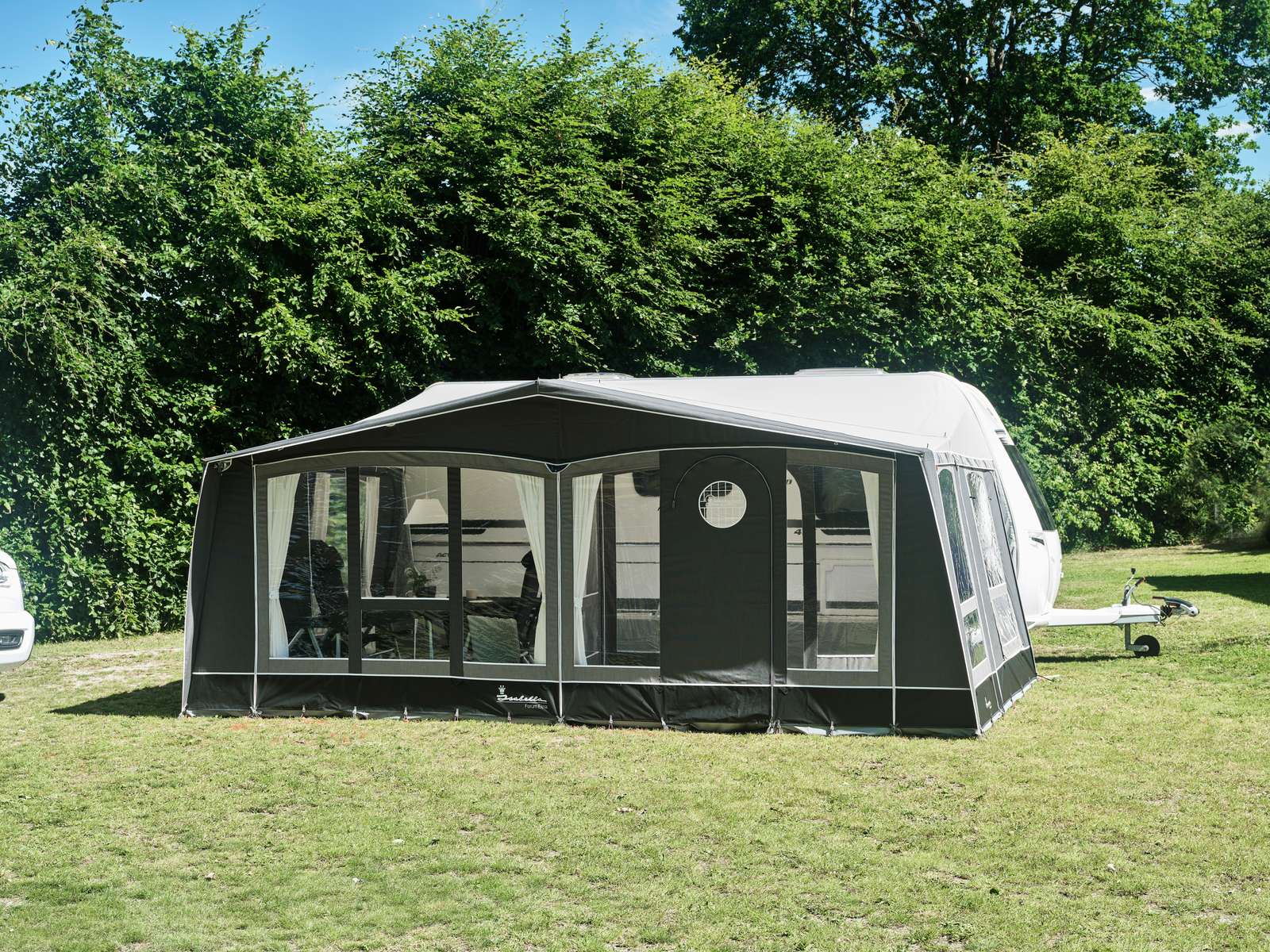 Isabella – Forum Etna Full Awning