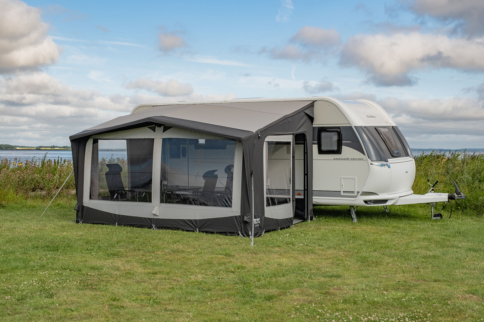 Telta – Estate 390 Residential Porch Air Awning