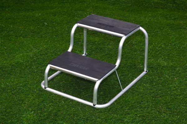 Milenco – Aluminium Rubber Top Double Step (3131)