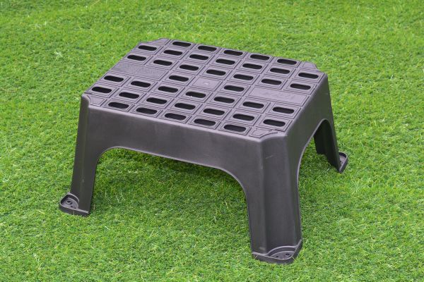 Milenco – MGI Milenco Giant Single Step (0338)